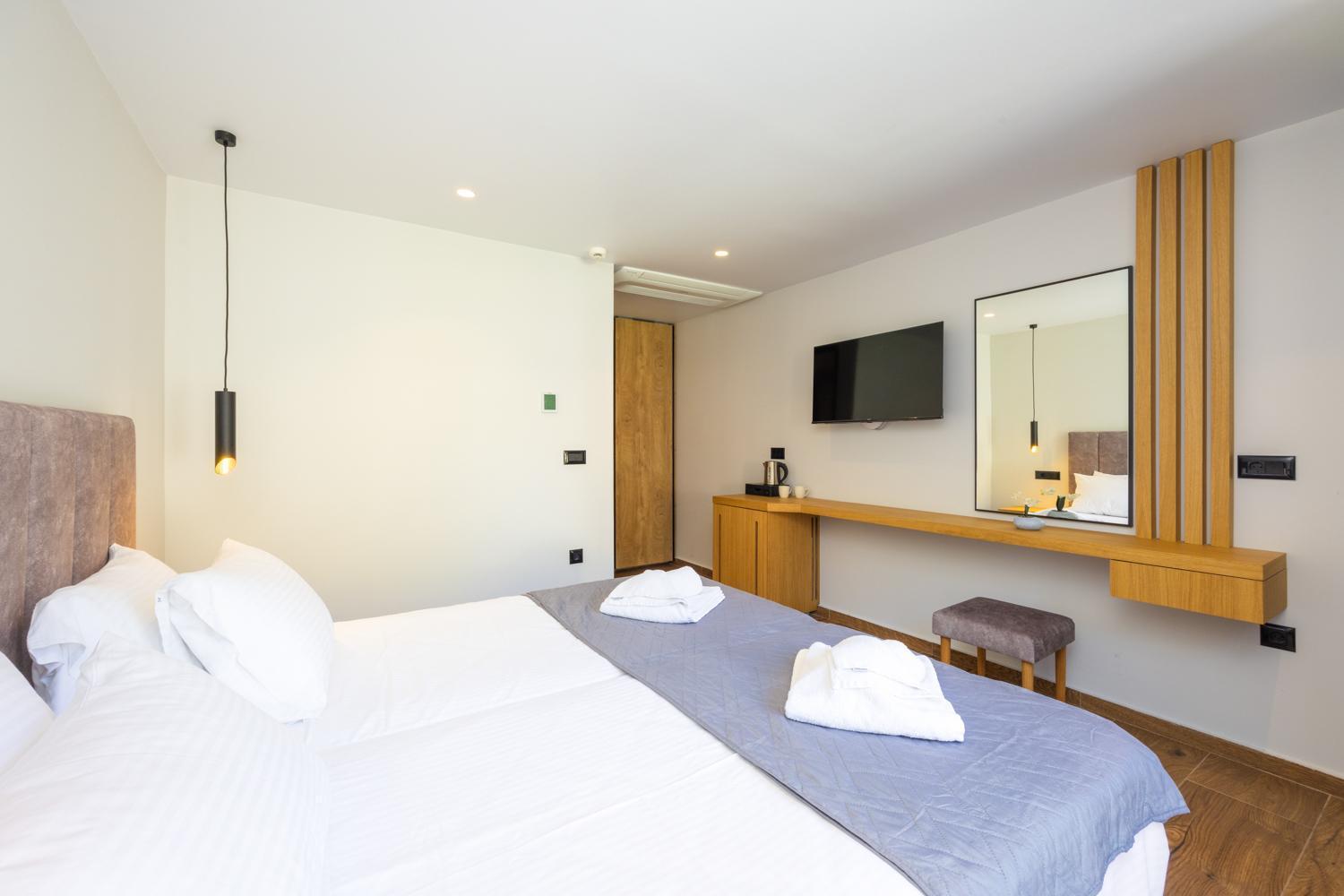 Nobile 3* Agios Gordios (Corfu)